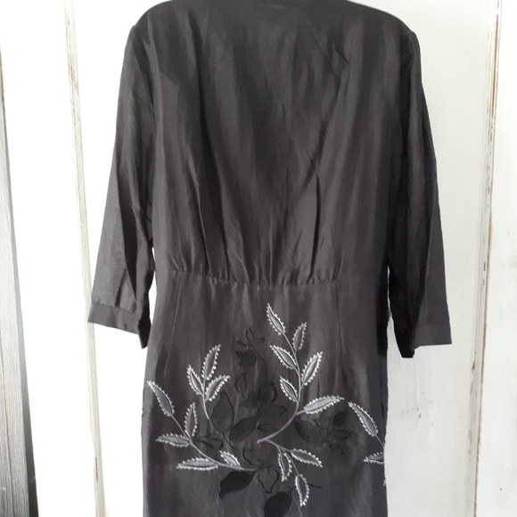 Coldwater Creek Medium Lightweigh Black Tunic Top - Picture 7 of 8